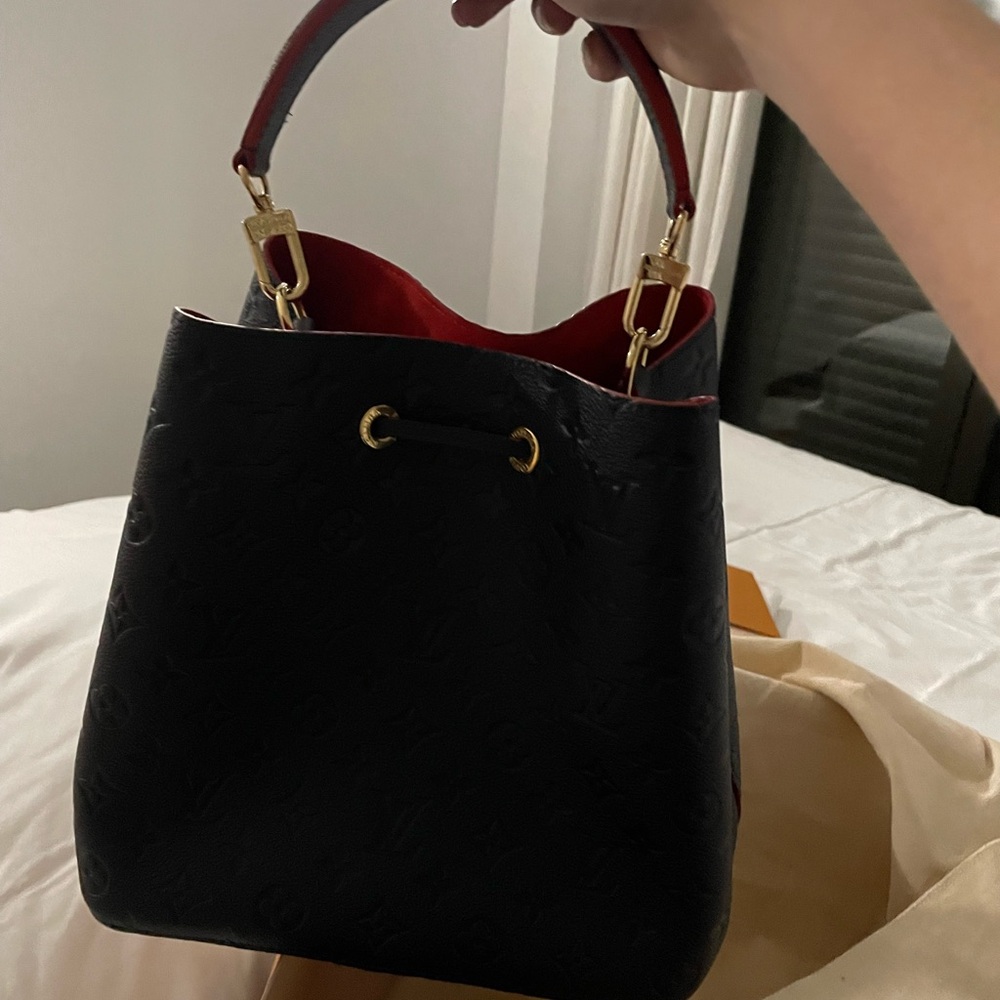 Louis Vuitton Orange Box With Blue Ribbon View 5